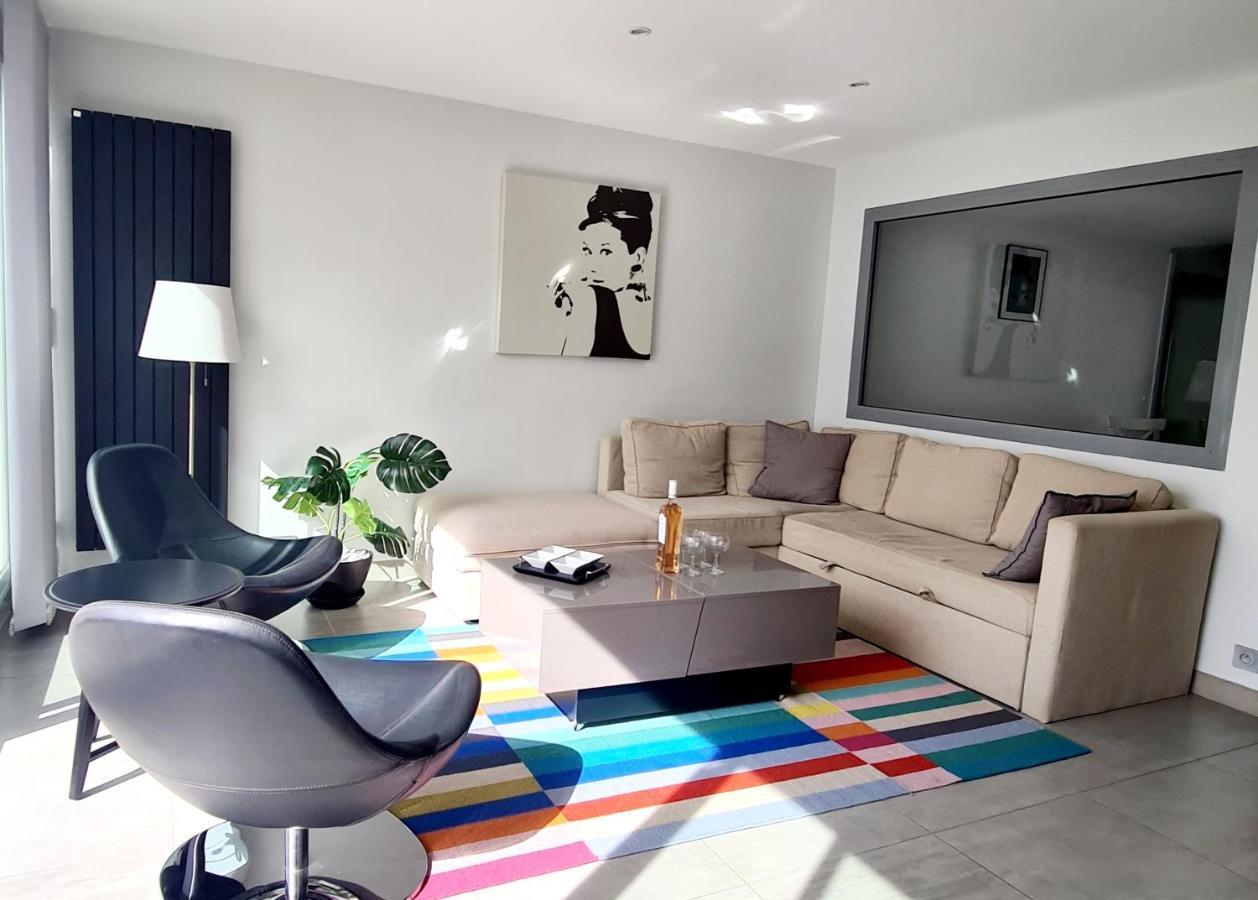 Magnifique Appartement Vue Mer - Grande Terrasse Et Piscine Бандоль Экстерьер фото