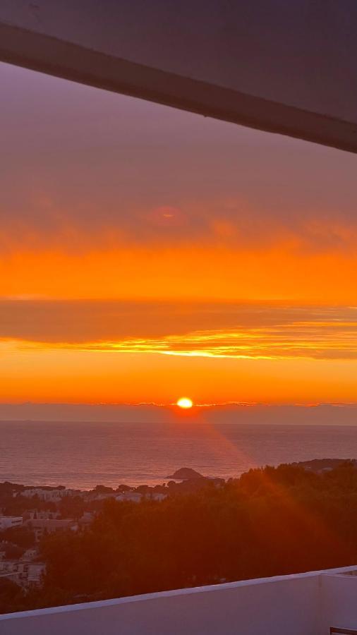 Magnifique Appartement Vue Mer - Grande Terrasse Et Piscine Бандоль Экстерьер фото